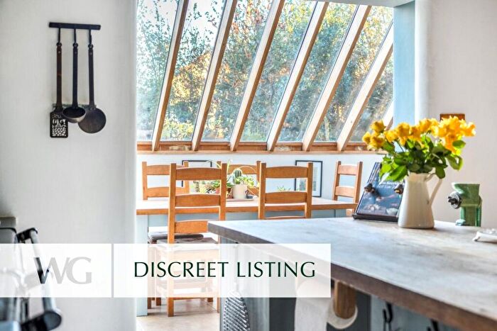 5 Bedroom Detached House For Sale In Clyst St. Mary, Devon, EX5