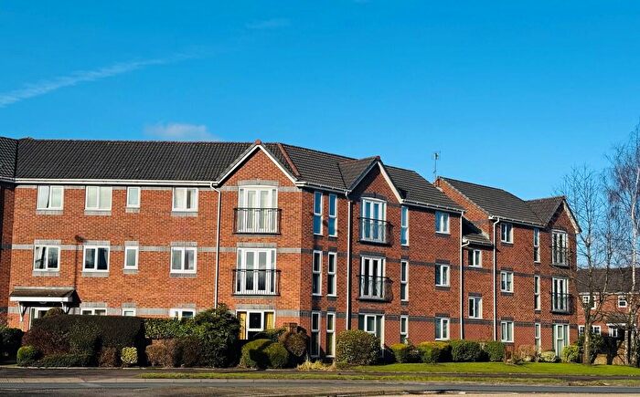 2 Bedroom Apartment To Rent In Bankquay Court Irlam, M44