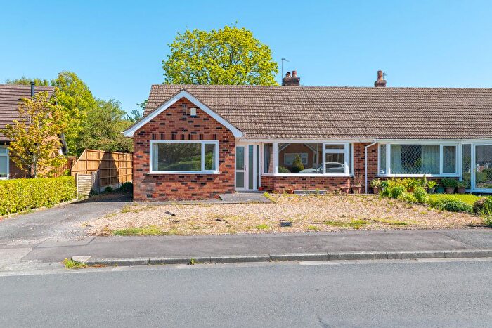 2 Bedroom Semi-Detached Bungalow For Sale In Lanedale, Longton, PR4