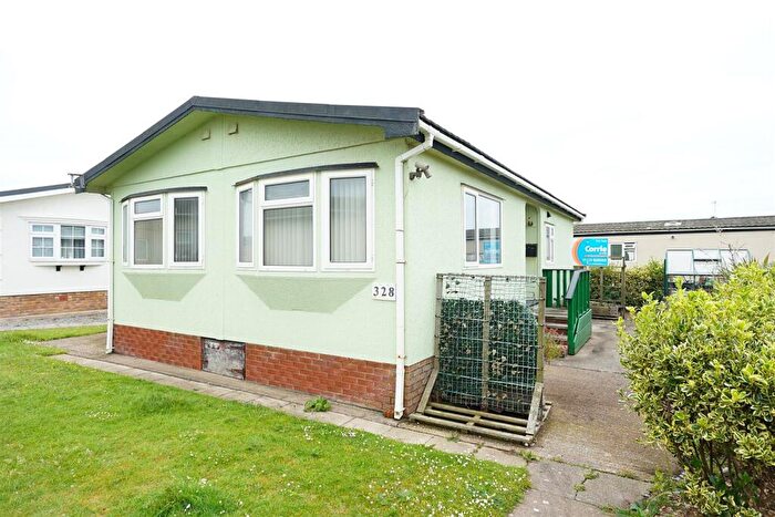 2 Bedroom Chalet For Sale In West Shore Park, Walney, Barrow-In-Furness, LA14