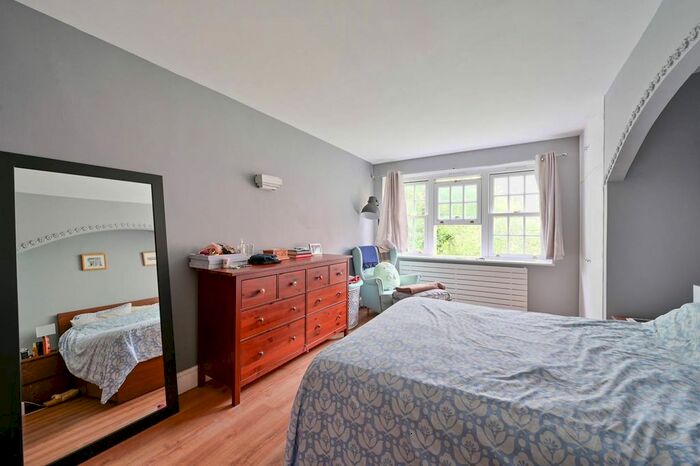2 Bedroom Flat For Sale In Parkside, Wimbledon Common, London, SW19