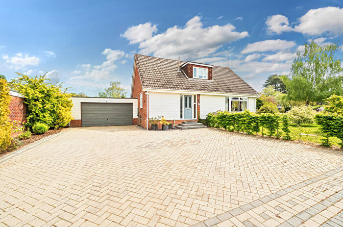 3 Bedroom Detached House For Sale In Beech Grange, Landford, Salisbury, Wiltshire, SP5