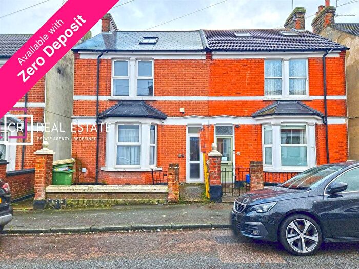 6 Bedroom Property To Rent In Cleave Road, Gillingham, ME7