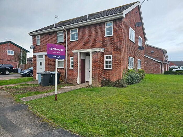 1 Bedroom Mews To Rent In Bexington Drive, Crewe, CW1