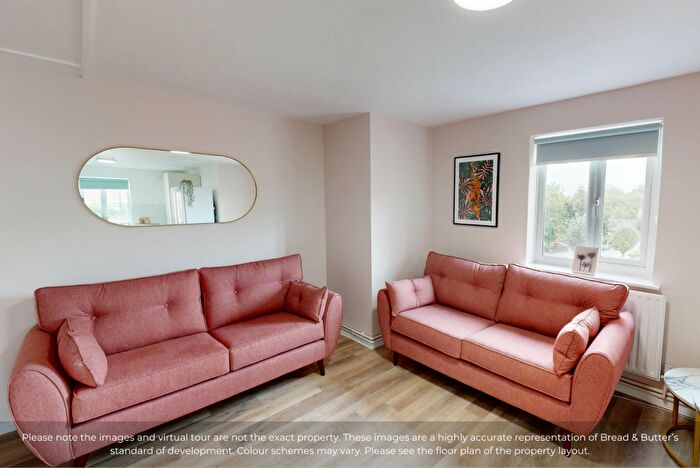 3 Bedroom Flat To Rent In St Nicholas Street, BS1