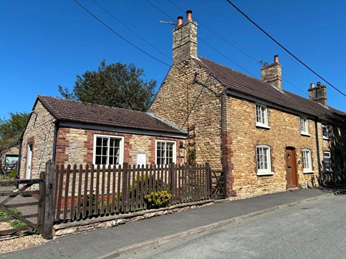 3 Bedroom Cottage For Sale In Church Street, Hemswell, Gainsborough, DN21
