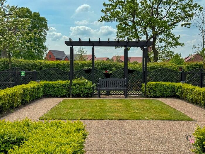 2 Bedroom Flat For Sale In Hambleton Way, Winsford, CW7