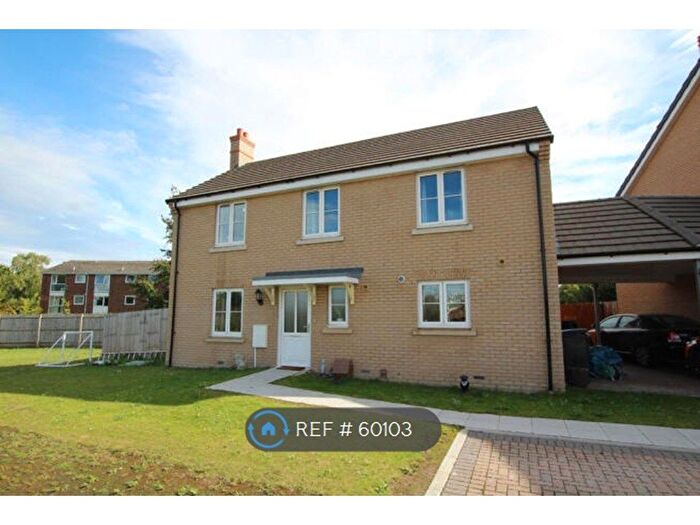4 Bedroom Detached House To Rent In Mccrae Close, Royston, SG8