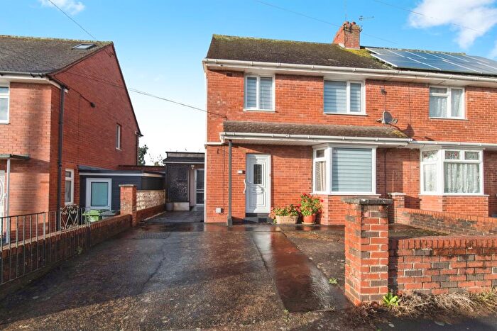 3 Bedroom Semi-Detached House For Sale In Thackeray Road, Exeter, EX4