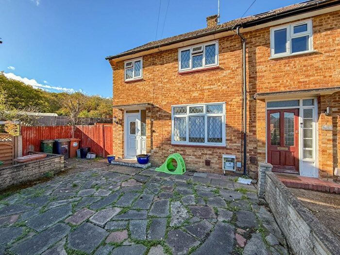 3 Bedroom Property To Rent In Dumfries Close, Watford, WD19