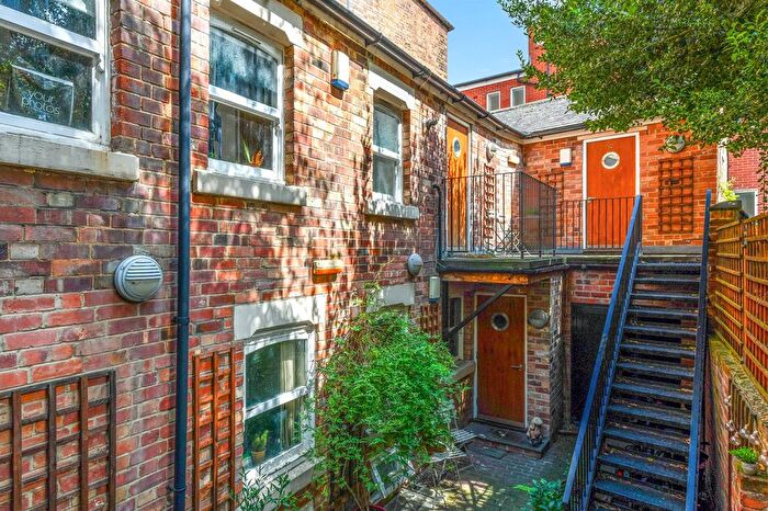1 Bedroom Flat To Rent In Heathcoat Street, Hockleys Yard, NG1
