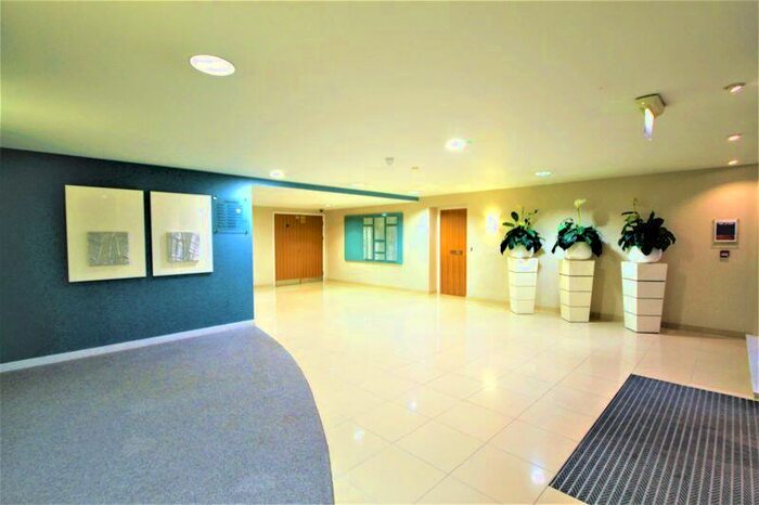 2 Bedroom Apartment To Rent In The Blue Building, Gunwharf Quays, Portsmouth., PO1