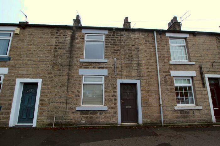 2 Bedroom Terraced House To Rent In High Street West, Glossop, SK13