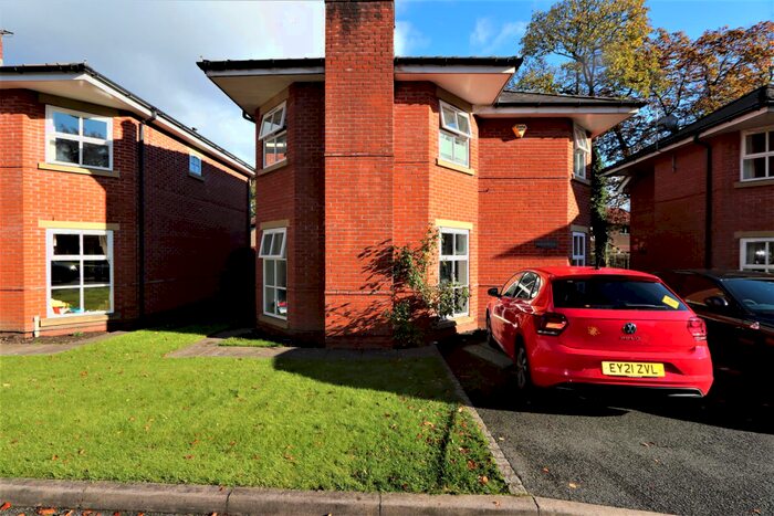 3 Bedroom Detached House To Rent In Wilmslow Road, Didsbury, Manchester, M20