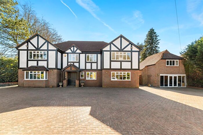 7 Bedroom Detached House To Rent In Waterhouse Lane, Kingswood, Tadworth, KT20