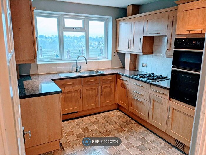 2 Bedroom Flat To Rent In Winchmore Hill Road, London, N21
