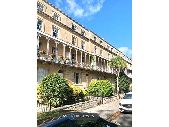 2 Bedroom Maisonette To Rent In South Parade Mansions, Clifton, Bristol, BS8