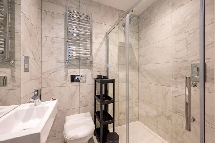 Studio To Rent In Dennington Park Road, London, NW6