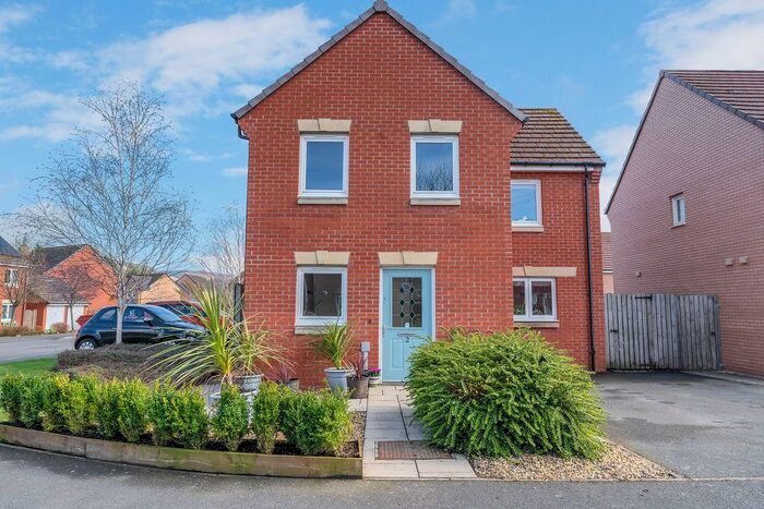 4 Bedroom Detached House For Sale In Kittlegairy Place, Peebles, EH45