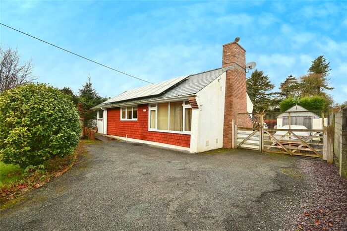 3 Bedroom Bungalow For Sale In Dinas Cross, Newport, Pembrokeshire, SA42