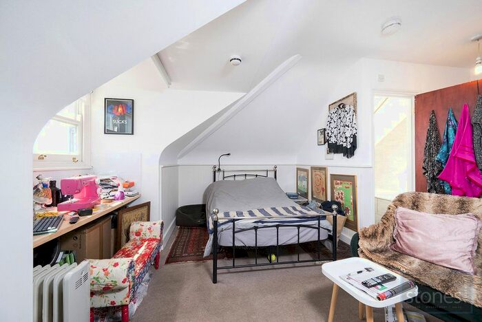 Studio To Rent In Fellows Road, London, NW3