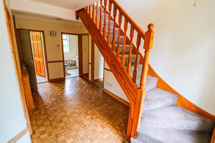 4 Bedroom Detached House For Sale In Lincoln Rd, Deeping Gate, Peterborough, Cambs, PE6