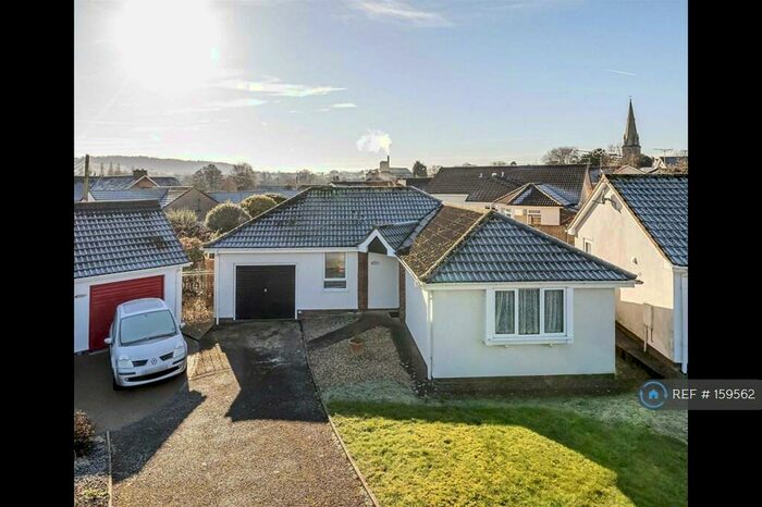 2 Bedroom Bungalow To Rent In Meadow View, Uffculme, Cullompton, EX15