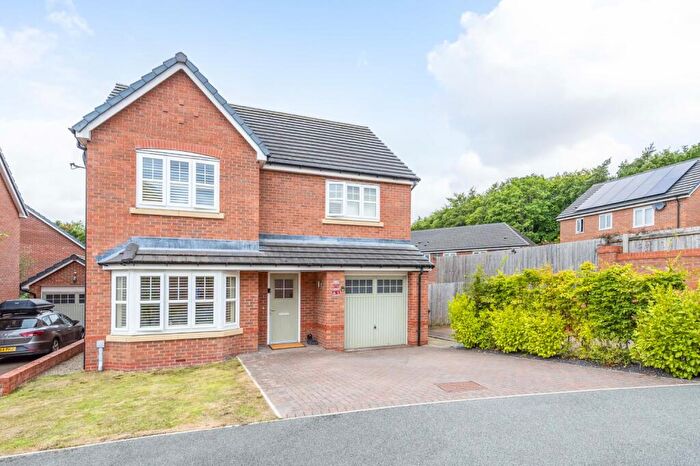 4 Bedroom Detached House For Sale In Llys Y Groes, Wrexham, LL13