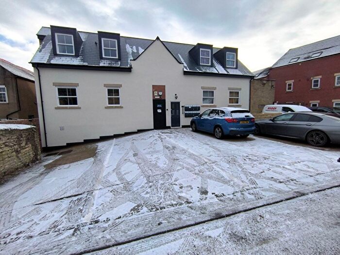 1 Bedroom Flat To Rent In Warrens Close, Irthlingborough, Wellingborough, NN9