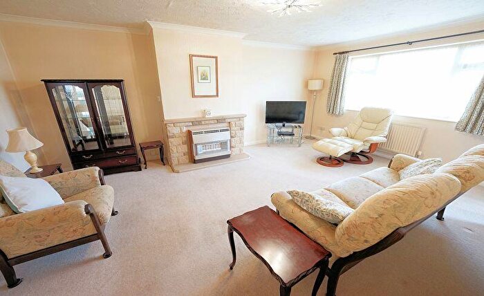 2 Bedroom Semi-Detached Bungalow For Sale In Mizzymead Rise, Nailsea, BS48