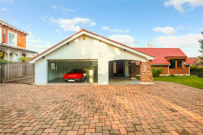 4 Bedroom Detached House To Rent In Dingle Bank, Chester, CH4