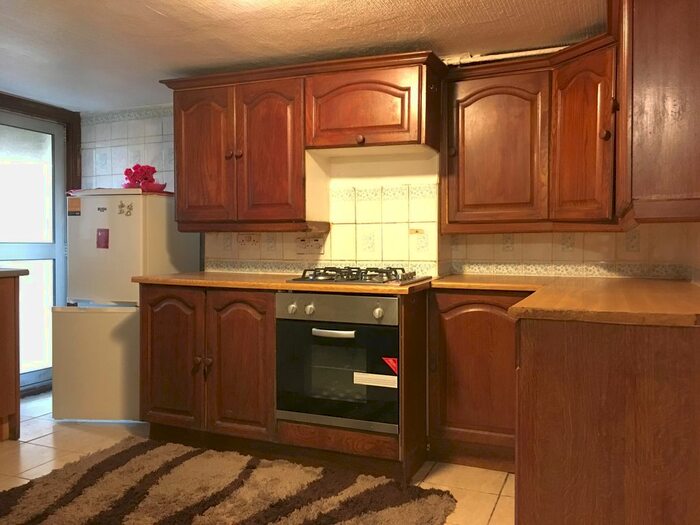 1 Bedroom Flat To Rent In Thistlewaite Road, London, E5