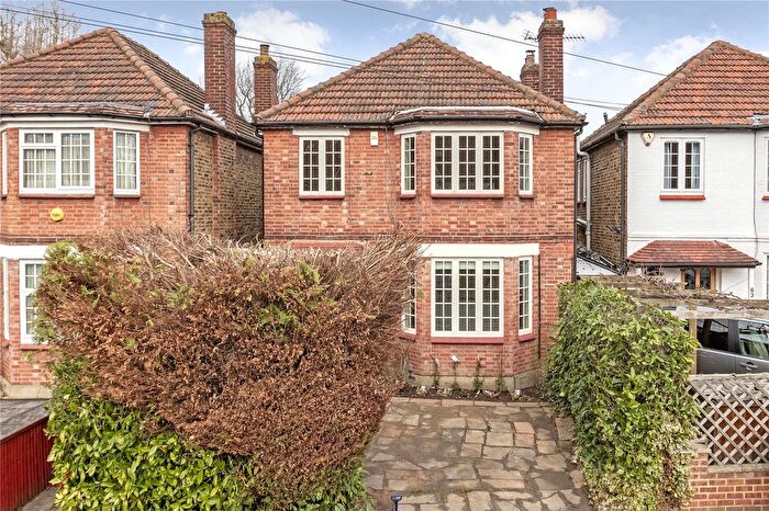 3 Bedroom Detached House To Rent In Albany Park Road, Kingston, KT2