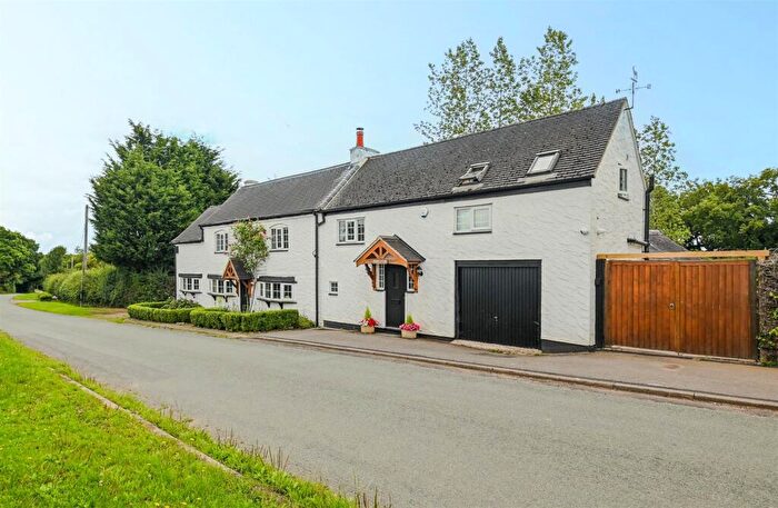 5 Bedroom Detached House For Sale In Drumbeg Cottage, Dunstall Lane, Woodmill, Yoxall, DE13