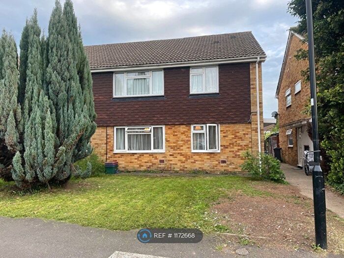 2 Bedroom Maisonette To Rent In Sutton Hall Road, Hounslow, TW5
