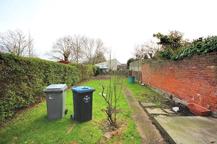 4 Bedroom Semi-Detached House To Rent In Neeld Crescent, Wembley, HA9