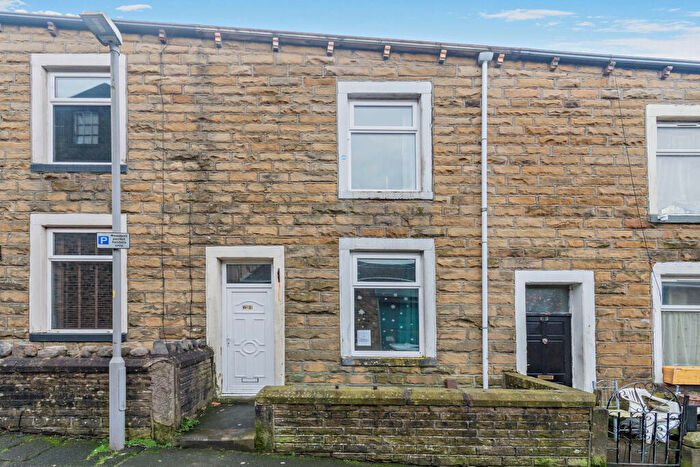 3 Bedroom Terraced House For Sale In Derby Street, Colne, BB8