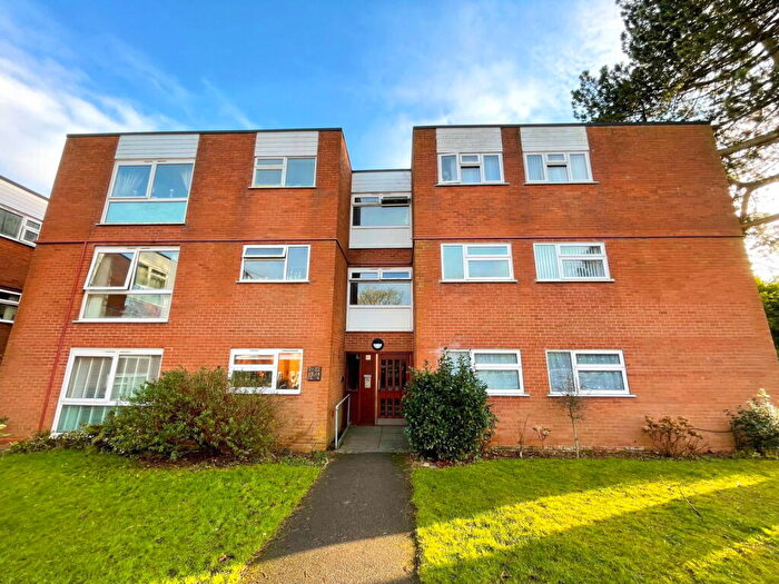 2 Bedroom Flat To Rent In Park Wood Court, Walsall Road, Four Oaks, Sutton Coldfield, B74