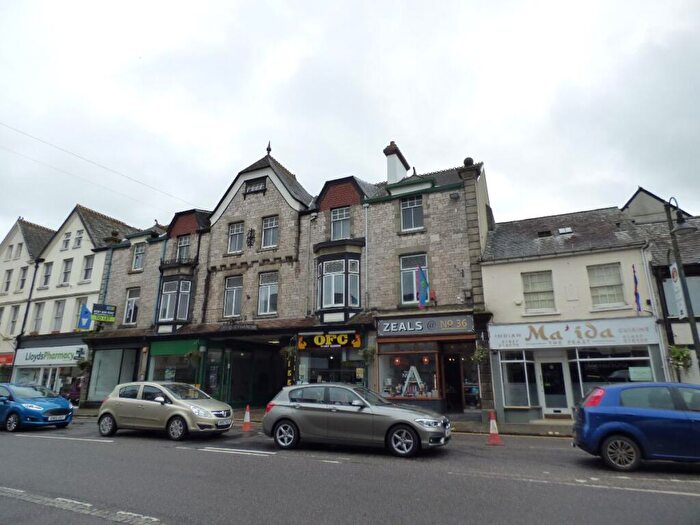 1 Bedroom Flat To Rent In Fore Street, EX20