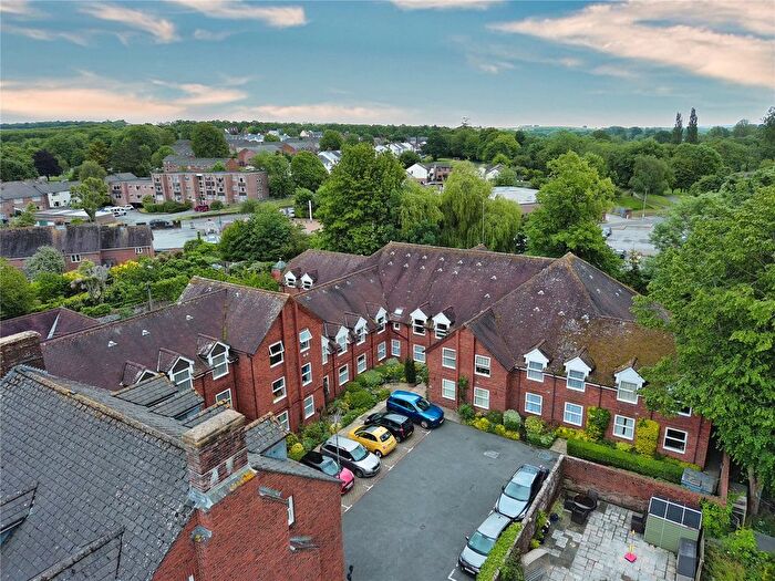 2 Bedroom Flat For Sale In East Street, Blandford Forum, Dorset, DT11