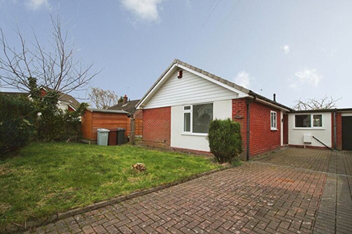 3 Bedroom Bungalow For Sale In Beatty Drive, Congleton, Cheshire, CW12
