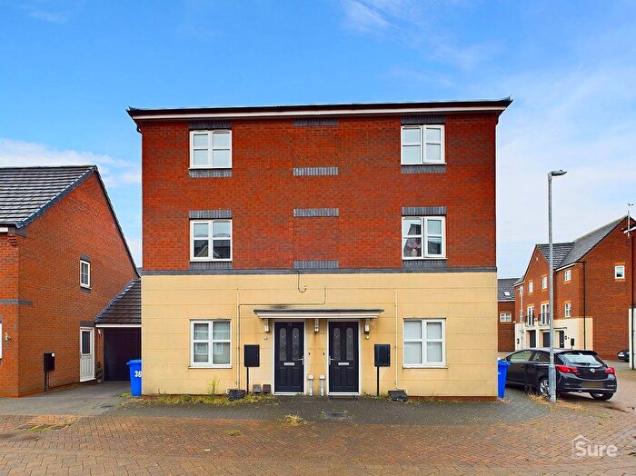 2 Bedroom Maisonette To Rent In Jeque Place, Burton-On-Trent, DE13