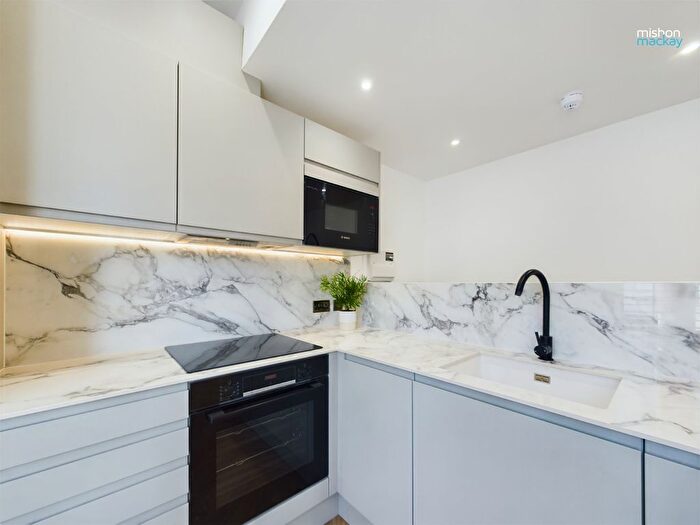 1 Bedroom Flat To Rent In Brooker Street, Hove, East Sussex, BN3