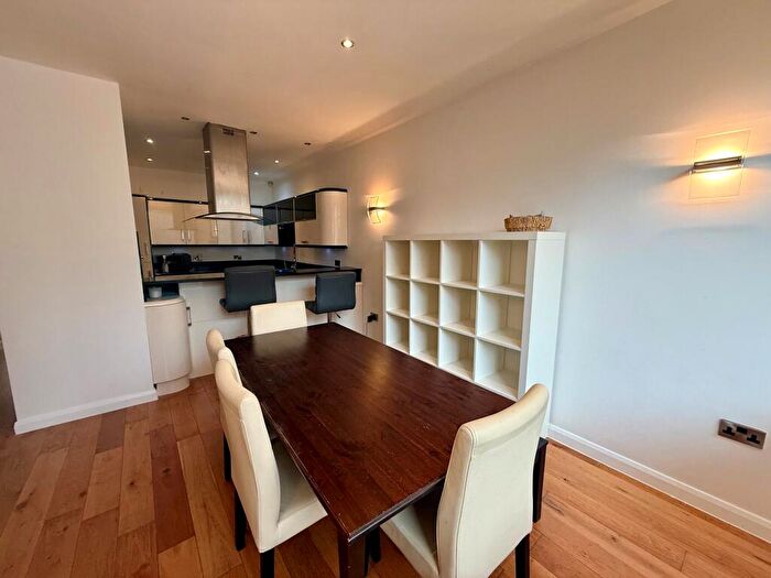 4 Bedroom House To Rent In Wilbraham Road, Chorlton, M21