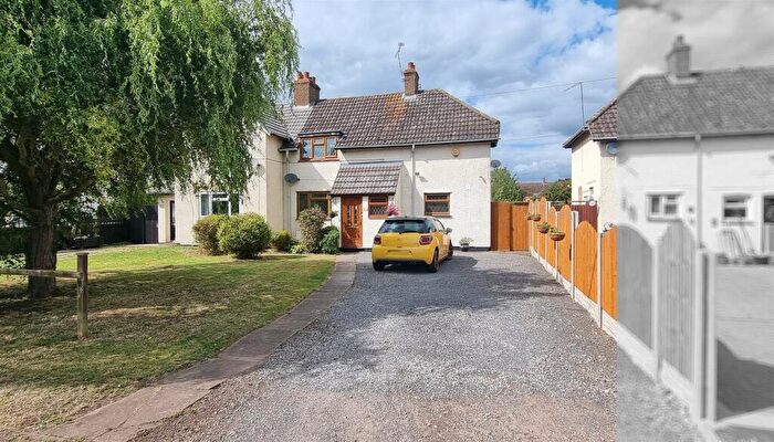 2 Bedroom Semi-Detached House For Sale In Warwick Road, Wolston Village, CV8