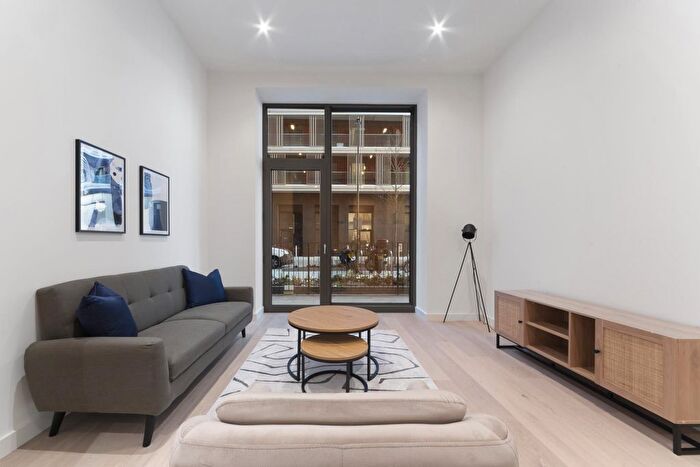 1 Bedroom Flat To Rent In Docker Building, Riverscape, London, E16