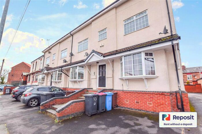 2 Bedroom Flat To Rent In Eldon Place, Eccles, Manchester, M30