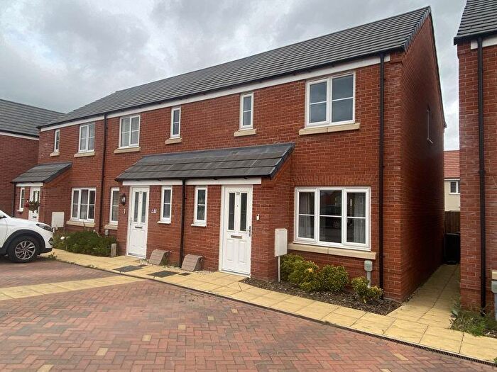 3 Bedroom End Of Terrace House For Sale In Ghent Field Circle, Thurston, IP31