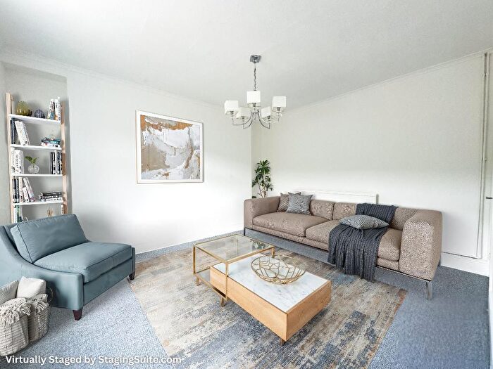 3 Bedroom Semi Detached House For Sale In Margaret Street, Pontygwaith, Ferndale, Rct, CF43