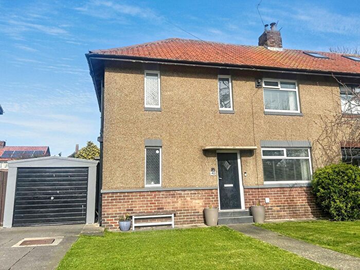3 Bedroom Semi Detached House For Sale In Churchill Avenue, Whitley Bay, NE25